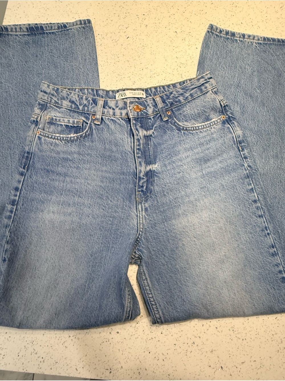 Zara Light Blue High-Rise Women’s Jeans